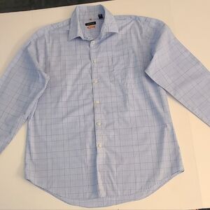 Van Heusen button up shirt